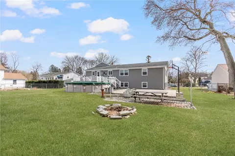 Exterior - 87 North St, Warwick, RI 02886 photo 15 of 17