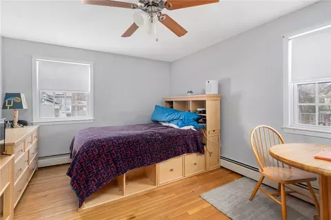 Bedroom - 87 North St, Warwick, RI 02886 photo 6 of 8