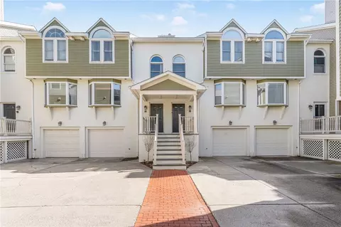 22 Miles Avenue Ave #5, Providence, RI 02906