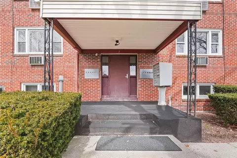 2160 Mineral Spring Ave #3-8, North Providence, RI 02911