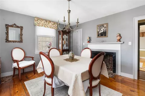 Dining - 47 Post Rd, Warwick, RI 02888 photo 2 of 3