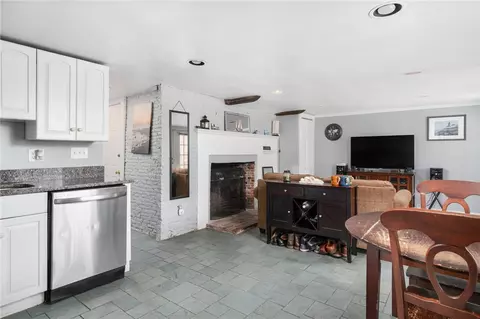 Kitchen - 47 Post Rd, Warwick, RI 02888 photo 10 of 10