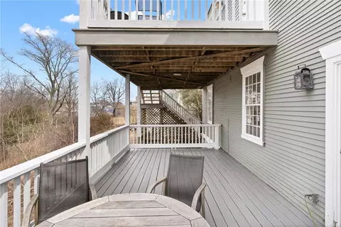 Exterior - 47 Post Rd, Warwick, RI 02888 photo 4 of 6