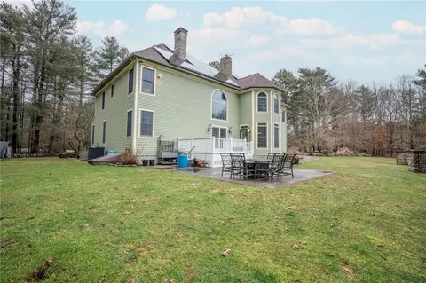 Exterior - 1560 Copicut Rd, Fall River, MA 02747 photo 8 of 9