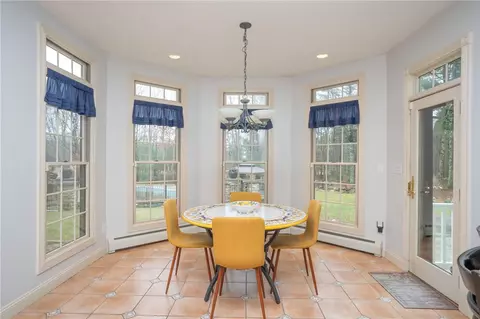 Dining - 1560 Copicut Rd, Fall River, MA 02747 photo 1 of 2