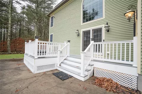 Exterior - 1560 Copicut Rd, Fall River, MA 02747 photo 9 of 9