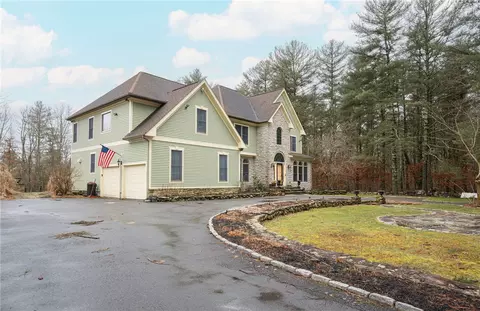 Exterior - 1560 Copicut Rd, Fall River, MA 02747 photo 2 of 9