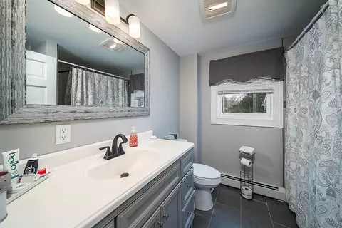 Bath - 15 Relph St, Warwick, RI 02888 photo 1 of 2