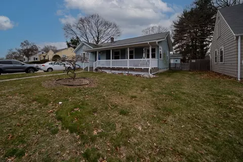 Exterior - 15 Relph St, Warwick, RI 02888 photo 2 of 8