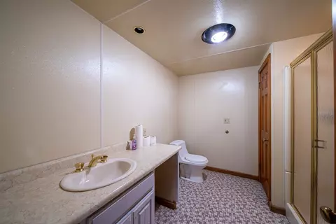 Bath - 15 Relph St, Warwick, RI 02888 photo 2 of 2