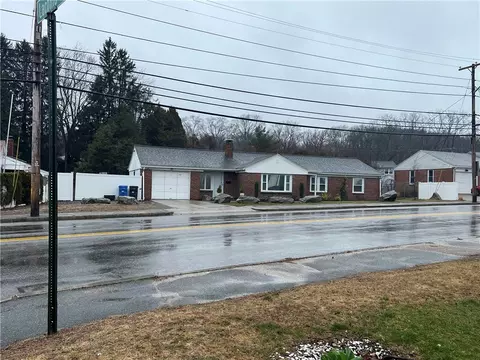 321 Phenix Ave, Cranston, RI 02920