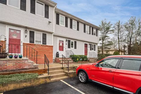 41 Dale Ave #G, Johnston, RI 02919