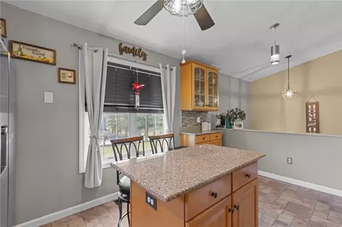 Kitchen - 7 Walker Ln, Coventry, RI 02816 photo 3 of 4