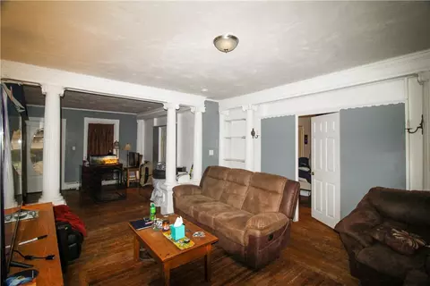 217 Rathbun St, Woonsocket, RI 02895 photo 4