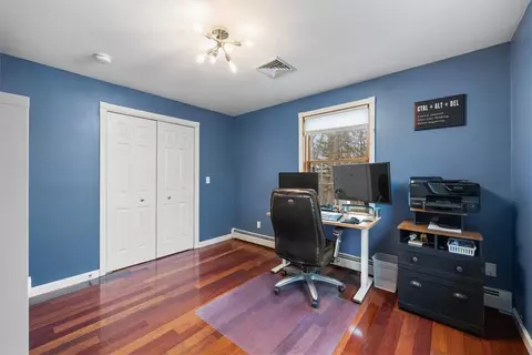 730 Dickinson St, Fall River, MA 02721 photo 21