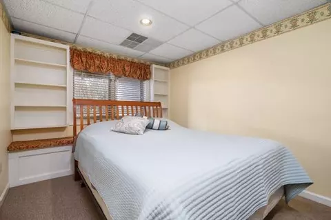 Bedroom - 8 Shadowbrook Ln #E, Smithfield, RI 02917 photo 3 of 3