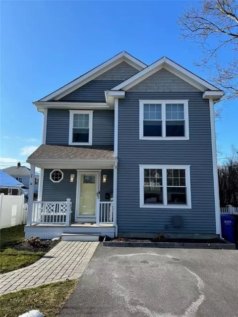 1 Harvard St, Newport, RI 02840