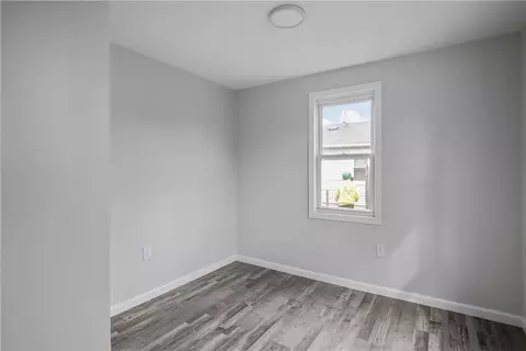 12 Wade St, Warwick, RI 02889 photo 8