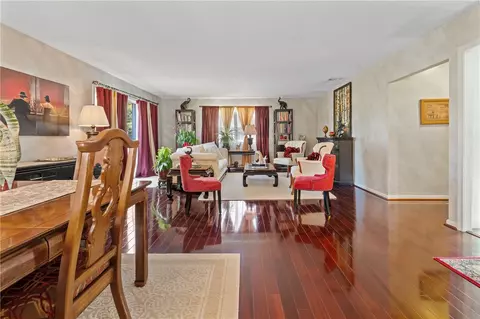 Dining - 373 Chatham Cir, Warwick, RI 02886 photo 2 of 2