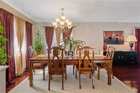 Dining - 373 Chatham Cir, Warwick, RI 02886 photo 1 of 2