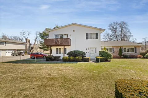 Exterior - 373 Chatham Cir, Warwick, RI 02886 photo 2 of 7