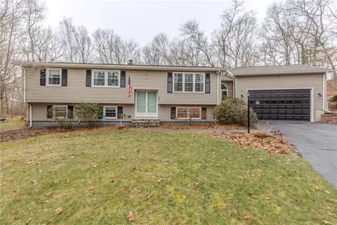 605 Snake Hill Rd, Burrillville, RI 02830