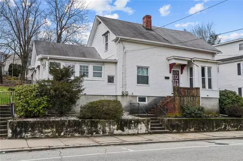 Exterior - 228 Killingly St, Providence, RI 02909 photo 10 of 12