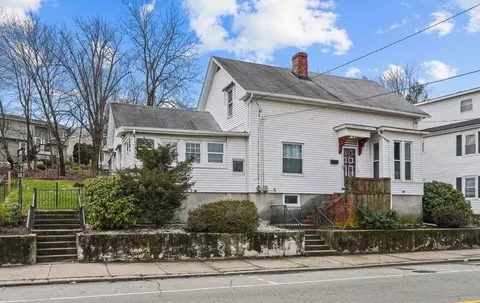 Exterior - 228 Killingly St, Providence, RI 02909 photo 9 of 12