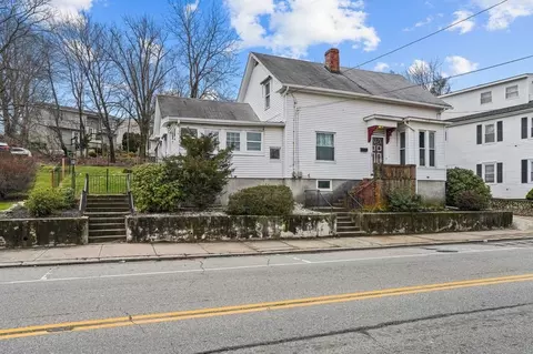 Exterior - 228 Killingly St, Providence, RI 02909 photo 8 of 12