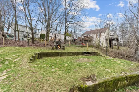 Exterior - 228 Killingly St, Providence, RI 02909 photo 4 of 12