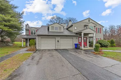 31 Nipmuc Trl #C, North Providence, RI 02904