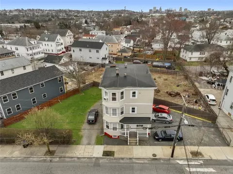 81 Ledge St, Providence, RI 02904