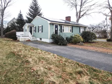 138 Tolman St, Newton, MA 02465
