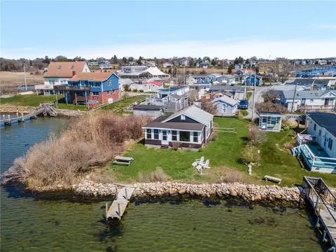 661 Succotash Rd, South Kingstown, RI 02879