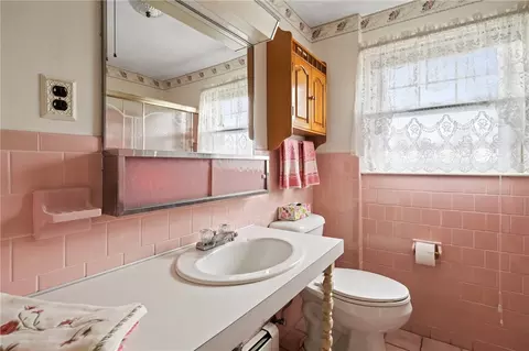 Bath - 127 E View Ave, Cranston, RI 02920 photo 1 of 1