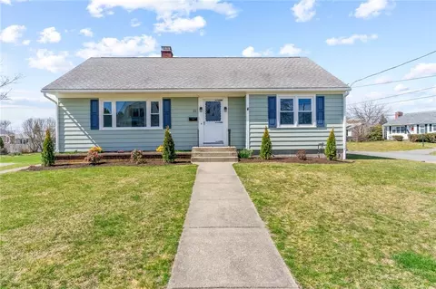 21 Gerald St, East Providence, RI 02915