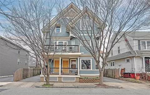 11 Slocum St #4, Providence, RI 02909