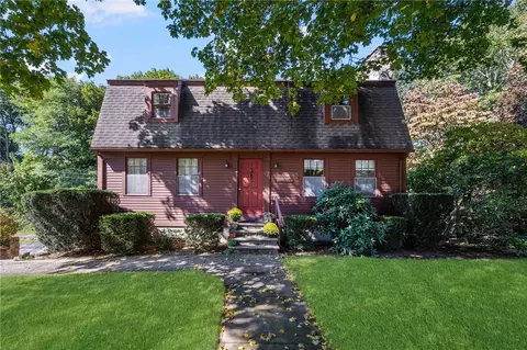 171 Beacon Ave, Jamestown, RI 02835