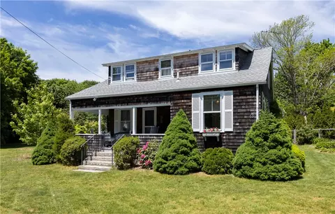 65 Grinnell St, Jamestown, RI 02835