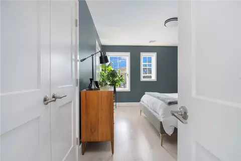 Bedroom - 153 Graystone St, Warwick, RI 02886 photo 3 of 9