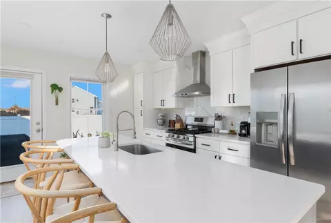 Kitchen - 153 Graystone St, Warwick, RI 02886 photo 5 of 8