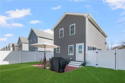 Exterior - 153 Graystone St, Warwick, RI 02886 photo 7 of 10