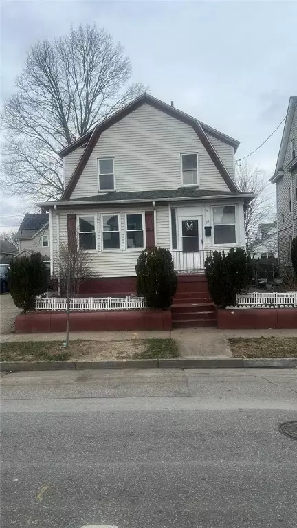 191 Vermont Ave, Providence, RI 02905