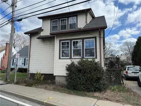 870 Warwick Ave, Warwick, RI 02888