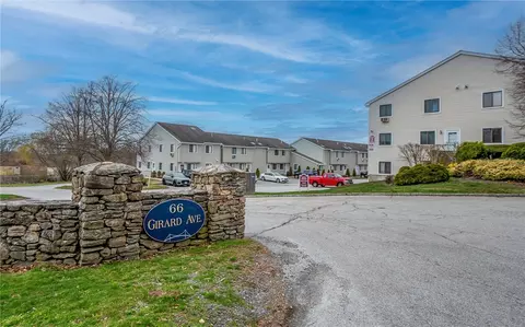 66 Girard Ave #324, Newport, RI 02840