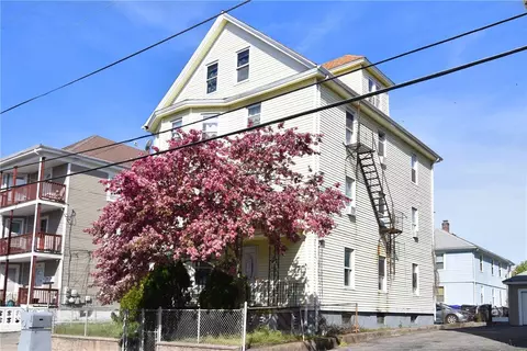 573 Hunt St, Central Falls, RI 02863