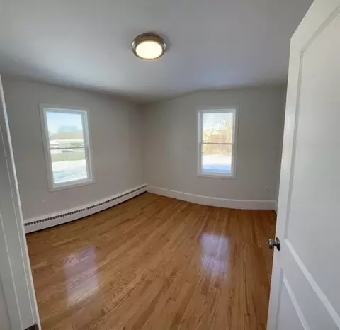 4 Overhill Rd, Warren, RI 02885 photo 8