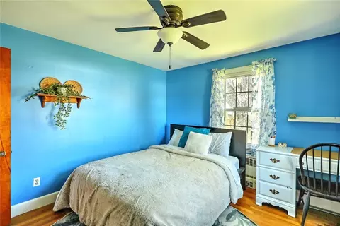 Bedroom - 52 Lexington St, Woonsocket, RI 02895 photo 4 of 6