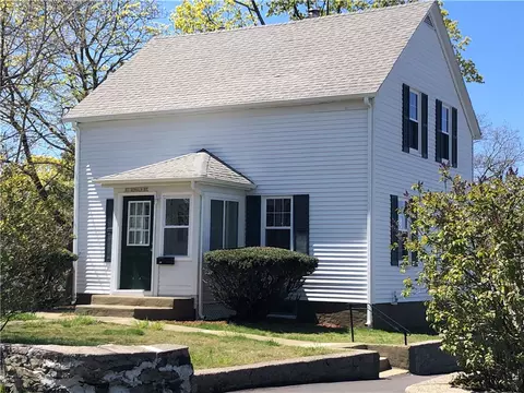61 Gerald St, East Providence, RI 02915