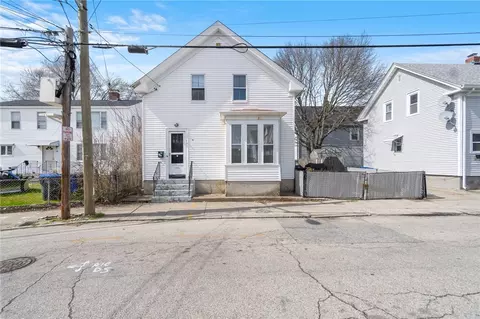 9 Bend St, Providence, RI 02909